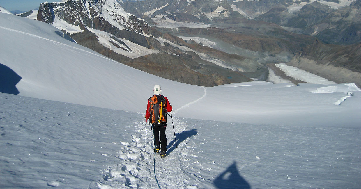 Mountain Experts - Programs - Mountaineering - Tour of Monte Rosa